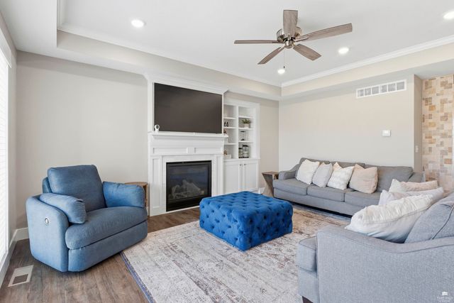 8849 Moonbug Lane, Manhattan, KS 66502