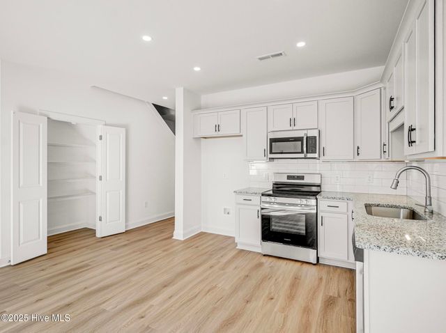 251 Townhome Lane 251, Southern Pines, NC 28387