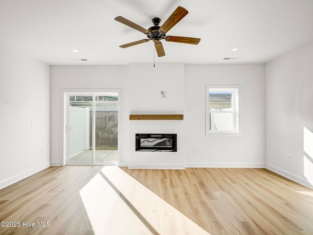 251 Townhome Lane 251, Southern Pines, NC 28387