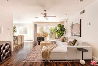 1121 N Olive Drive 210, West Hollywood, CA 90069