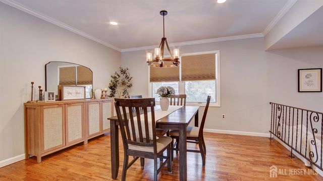 31 Wolfpack Road, Hamilton, NJ 08619