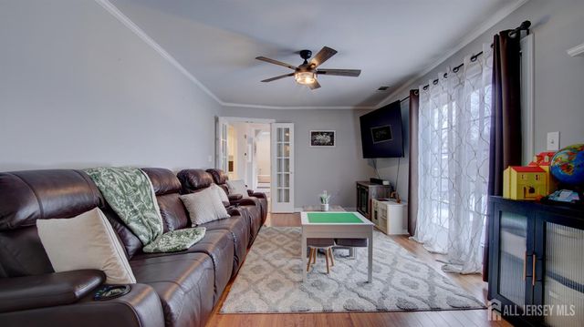 31 Wolfpack Road, Hamilton, NJ 08619