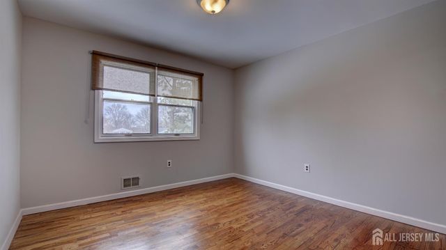 31 Wolfpack Road, Hamilton, NJ 08619