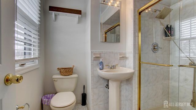 31 Wolfpack Road, Hamilton, NJ 08619