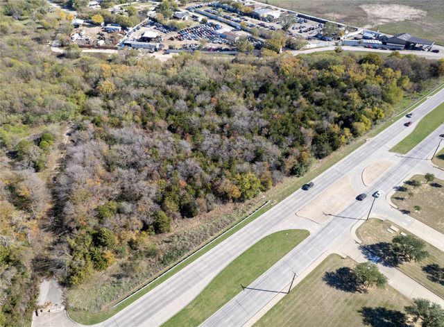 9999 Lawrence Drive, Balch Springs, TX 75181