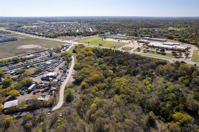 9999 Lawrence Drive, Balch Springs, TX 75181