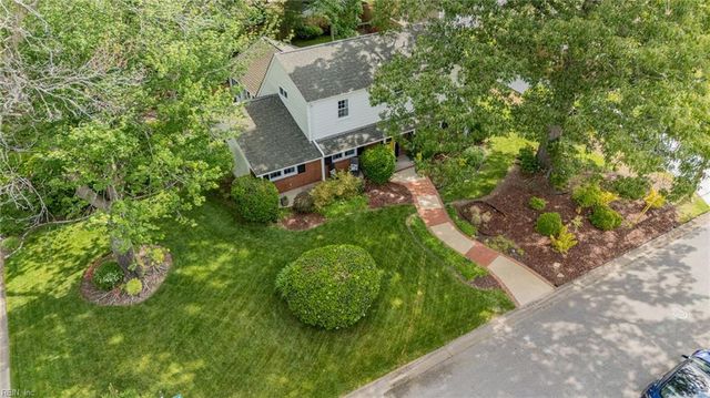 3832 Honeytree LN, Virginia Beach, VA 23452