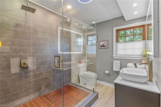 3832 Honeytree LN, Virginia Beach, VA 23452
