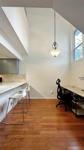 18240 Midway Road 104, Dallas, TX 75287