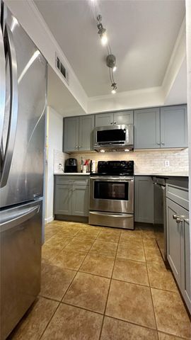 18240 Midway Road 104, Dallas, TX 75287