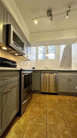 18240 Midway Road 104, Dallas, TX 75287