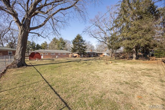 328 W Park Drive, Belleville, IL 62226