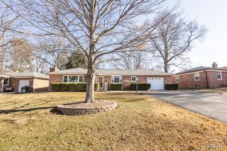 328 W Park Drive, Belleville, IL 62226