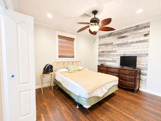 146 W 4th St, Larose, LA 70373