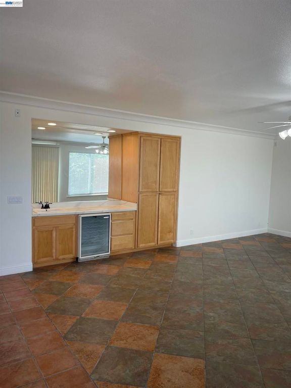 Image 12 of property listing at 2432 Tennis Ln, Tracy, CA 95377