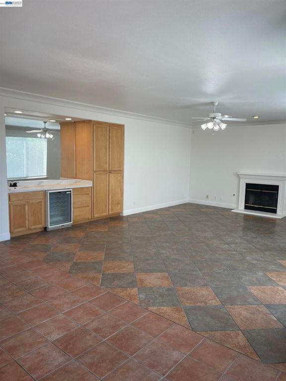 Image 13 of property listing at 2432 Tennis Ln, Tracy, CA 95377