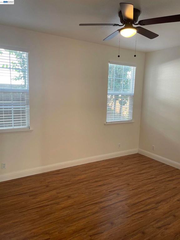 Image 21 of property listing at 2432 Tennis Ln, Tracy, CA 95377