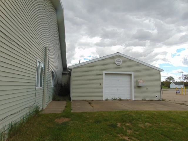 5705 N State Road, Alma, MI 48801