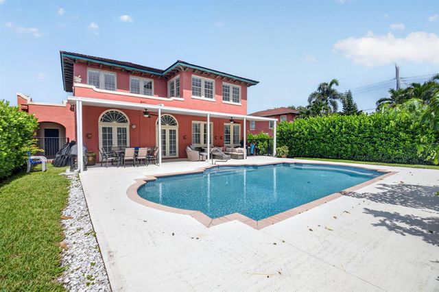 227 Foresteria Drive, Lake Park, FL 33403