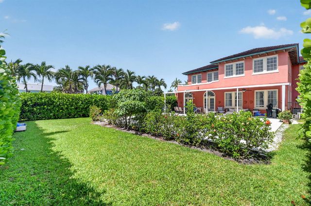 227 Foresteria Drive, Lake Park, FL 33403