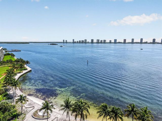 227 Foresteria Drive, Lake Park, FL 33403