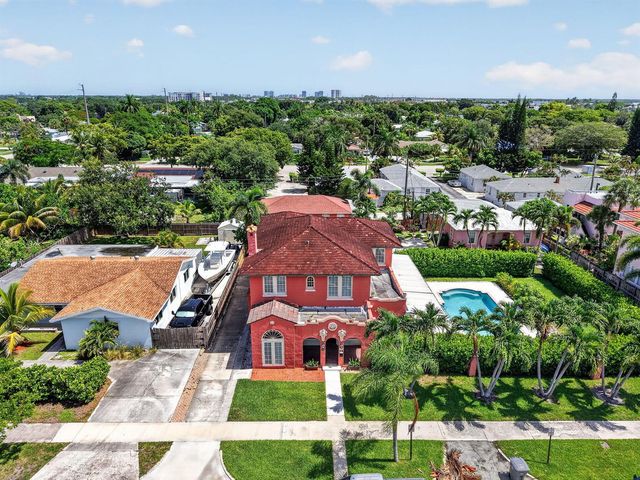 227 Foresteria Drive, Lake Park, FL 33403