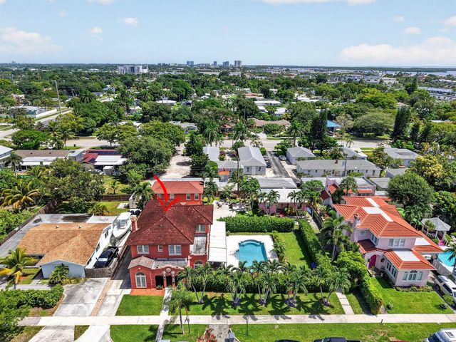 227 Foresteria Drive, Lake Park, FL 33403