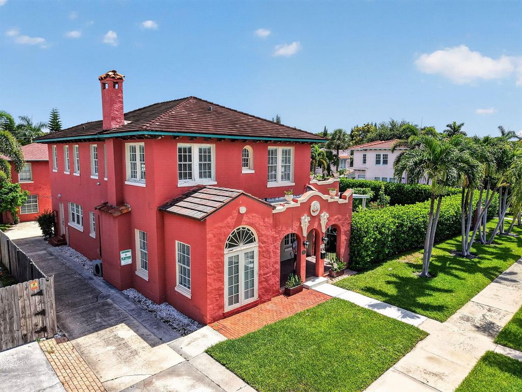 227 Foresteria Drive, Lake Park, FL 33403