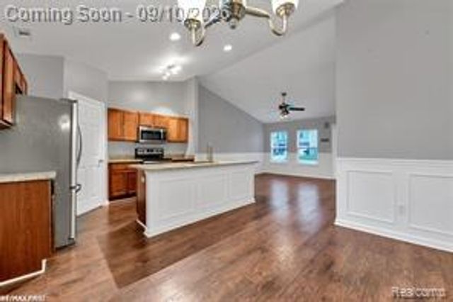 58337 Thomas Drive, New Haven Village, MI 48048