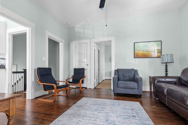 1514 15th St Up Street, Galveston, TX 77550