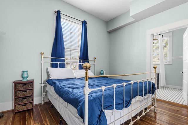 1514 15th St Up Street, Galveston, TX 77550