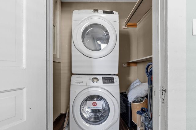 1514 15th St Up Street, Galveston, TX 77550