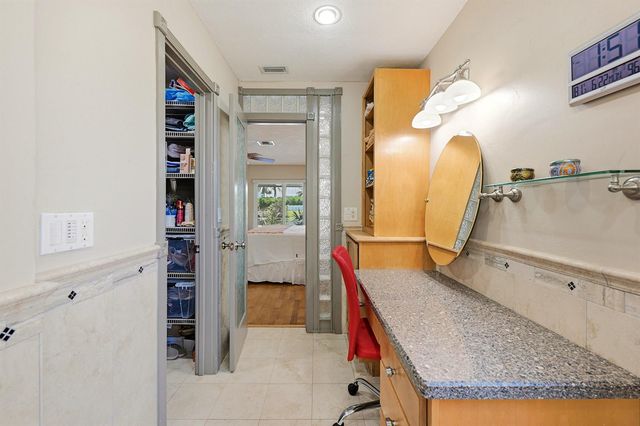 1401 SW 28th Terrace, Deerfield Beach, FL 33442