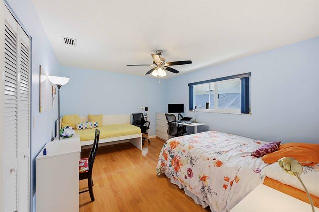 1401 SW 28th Terrace, Deerfield Beach, FL 33442