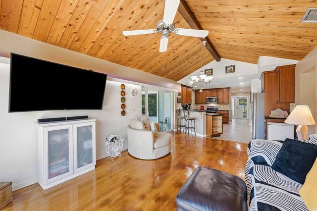 1401 SW 28th Terrace, Deerfield Beach, FL 33442