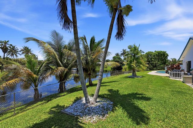 1401 SW 28th Terrace, Deerfield Beach, FL 33442