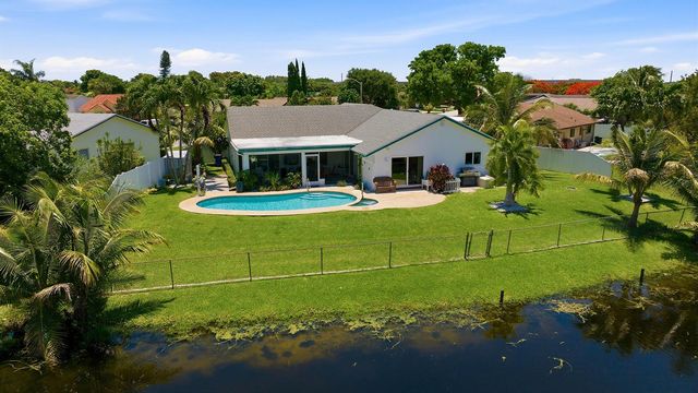 1401 SW 28th Terrace, Deerfield Beach, FL 33442