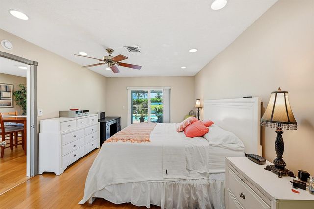 1401 SW 28th Terrace, Deerfield Beach, FL 33442