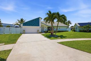 1401 SW 28th Terrace, Deerfield Beach, FL 33442