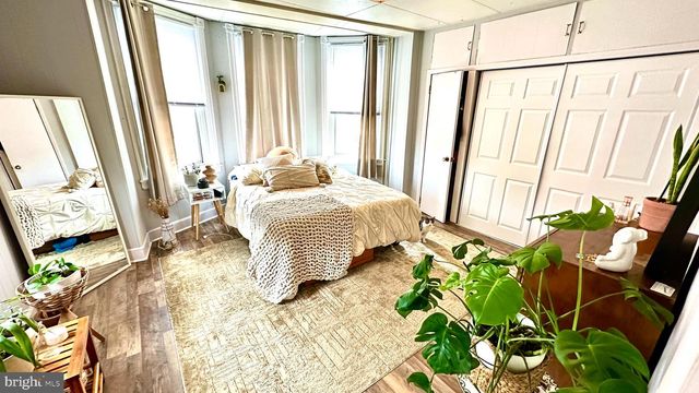 823 CHRISTIAN ST, Philadelphia, PA 19147