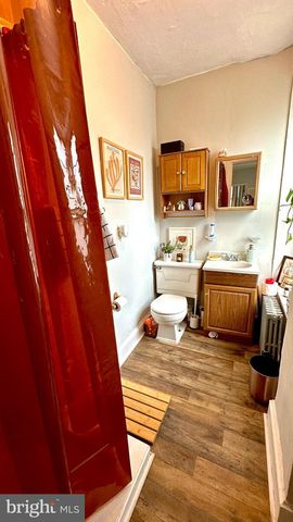 823 CHRISTIAN ST, Philadelphia, PA 19147