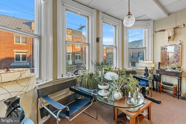 823 CHRISTIAN ST, Philadelphia, PA 19147