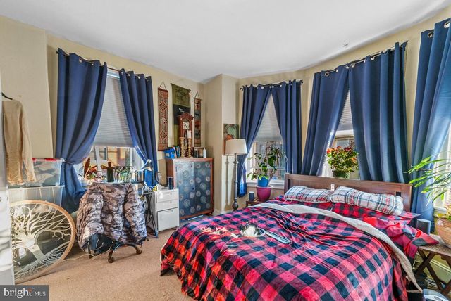 823 CHRISTIAN ST, Philadelphia, PA 19147