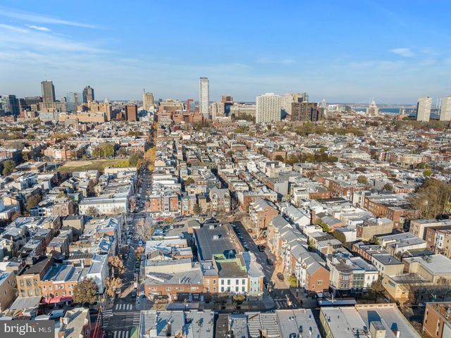 823 CHRISTIAN ST, Philadelphia, PA 19147