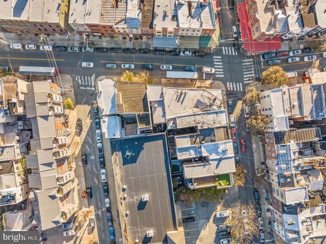 823 CHRISTIAN ST, Philadelphia, PA 19147