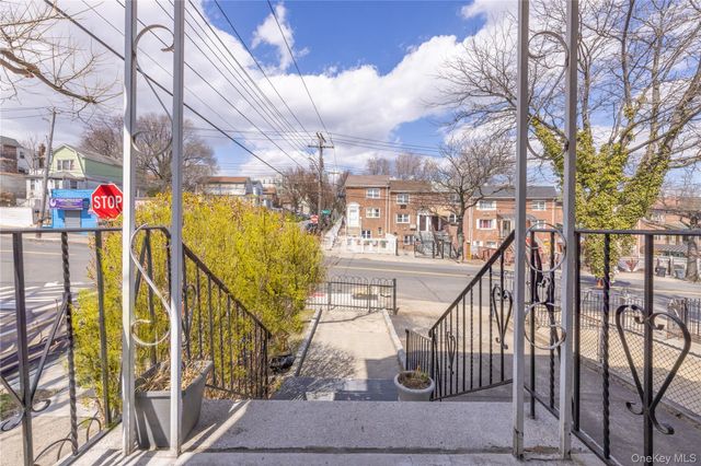 1774 Pitman Avenue, Bronx, NY 10466