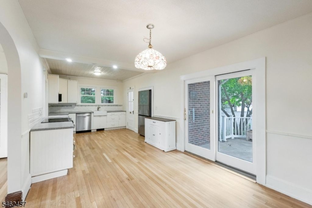 12 Bernards Ave, Bernardsville Boro, NJ 07924 — photo 4