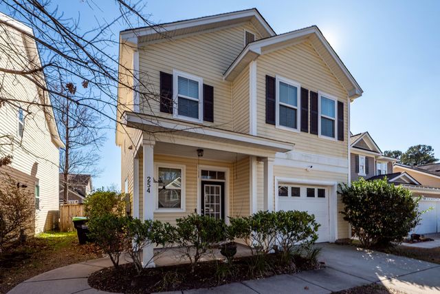 254 Chemistry Circle, Ladson, SC 29456