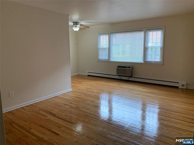 60 Columbia Avenue 5, Dumont, NJ 07628