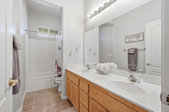 9184 Central Ave, Orangevale, CA 95662